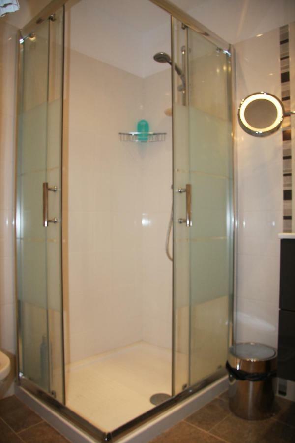Very Central With Terrace Apartment Nizza